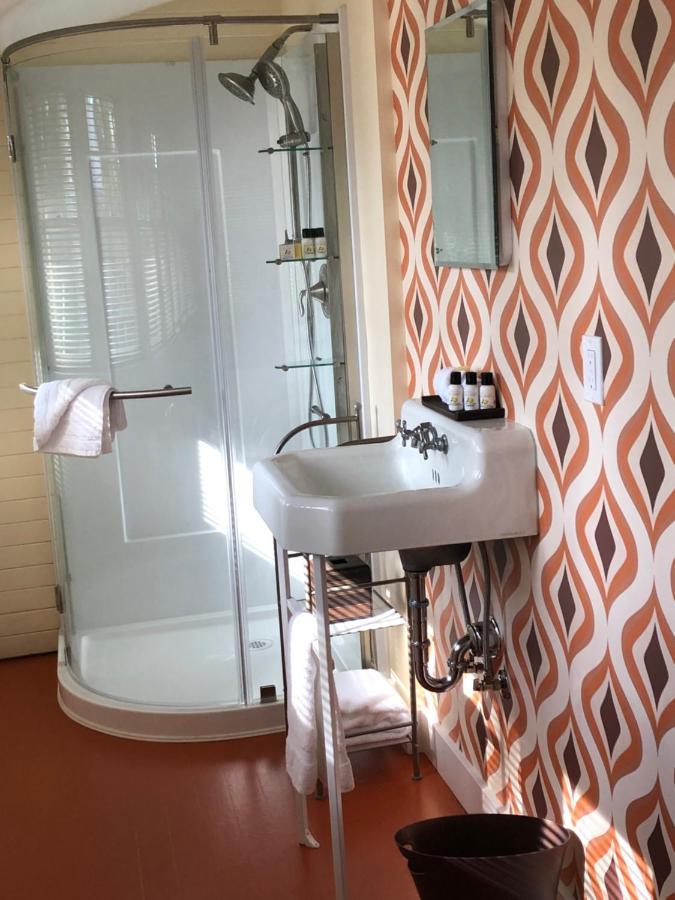 Lady Geneva Bed & Breakfast Medford Luaran gambar