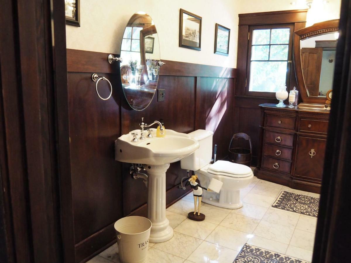 Lady Geneva Bed & Breakfast Medford Luaran gambar